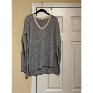 Wilfred Aritzia Sherbrooke V-neck Sweater